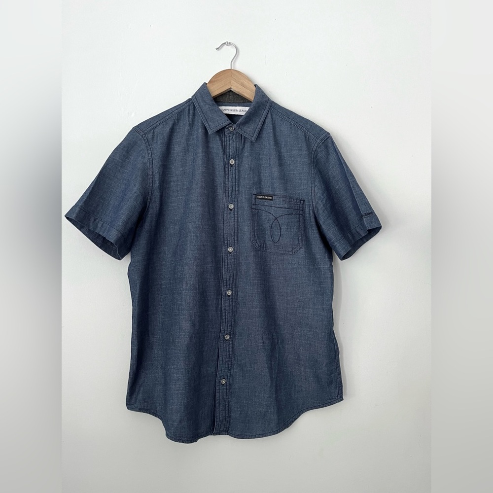 Calvin Klein Men’s Denim Jeans Dark Blue Short Sleeve Shirt